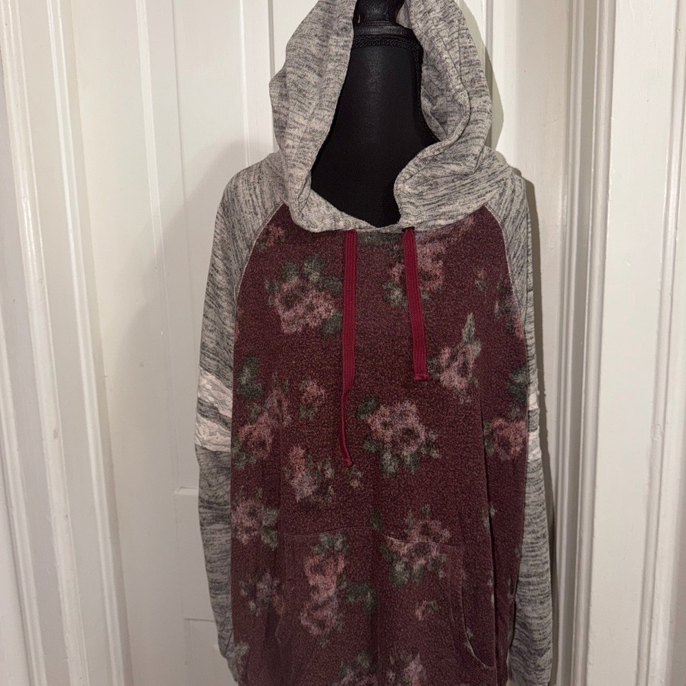Women's‎ rewind plus size 2X Floral Hooded Sweater with Red Accents, top, shirt